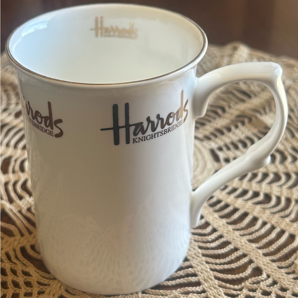 Harrods Knightsbridge London Coffee Mug Gold Rim England Souvenir